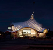 مرکز پومپیدو-متز از شیگرو بان ؛ اولین شاخه ای از یک نهاد بزرگ فرهنگی فرانسه 